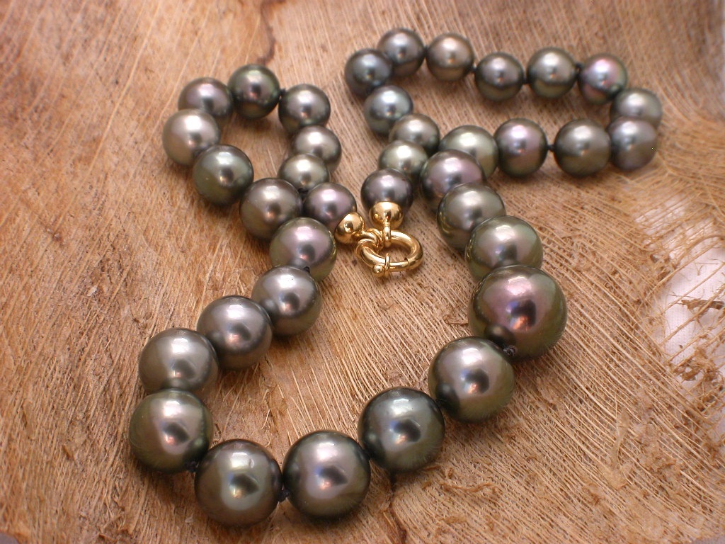 Conseils d'entretien de votre perle. portez votre perle régulièrement.